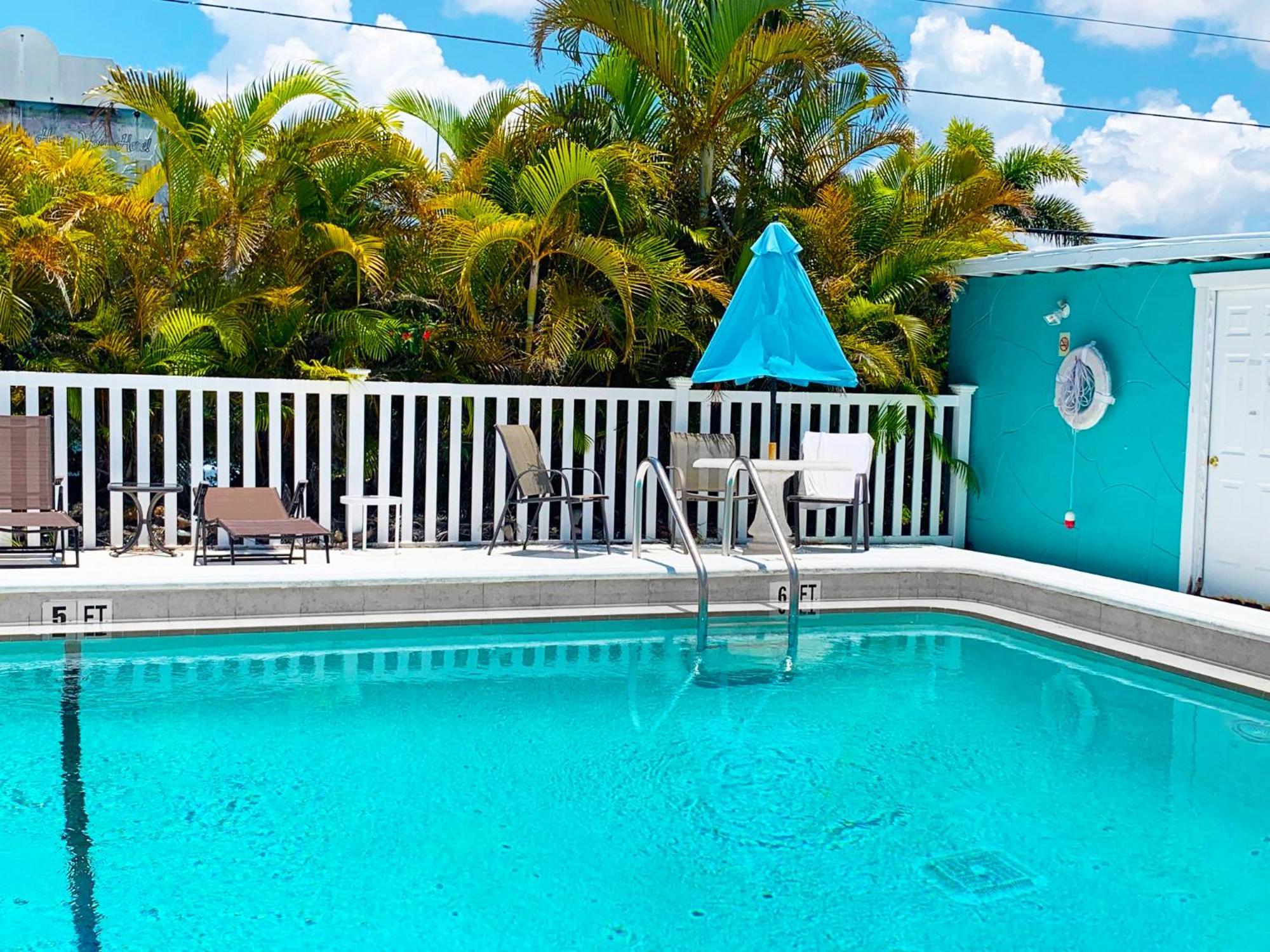 2 Bed Cottage With Pool, Close To Beach! Bbq Grills & Patio 포트 마이어스 외부 사진